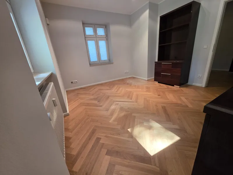Stilvolle 2-Zimmer-Wohnung in Dahlem – hochwertig ausgestattet, teilmöbliert und sofort bezugsbereit — photo 1
